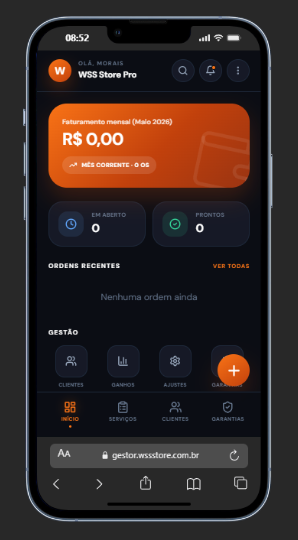 WSS Store Pro no iPhone: dashboard com faturamento, ordens e Safari em gestor.wssstore.com.br.